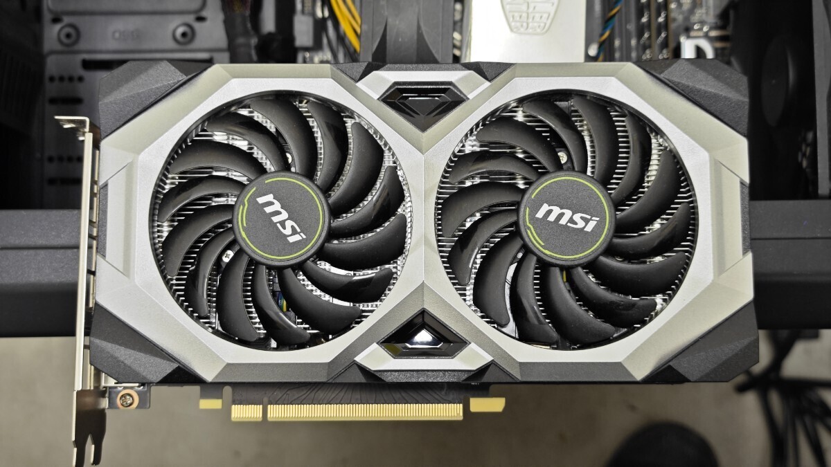 ★中古美品★送料無料★NVDIA GeForce RTX 2070 VENTUS 8gb グラフィックボード MSI ★動作確認済★使用時間少★の画像1