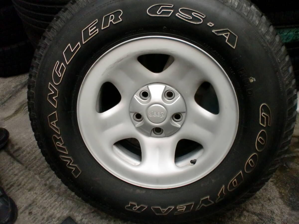 スペアー　JEEP ラングラー　15×7　PCD114.3★未使用に近い山　225/75R15　1本＃長期倉庫保管品_画像1