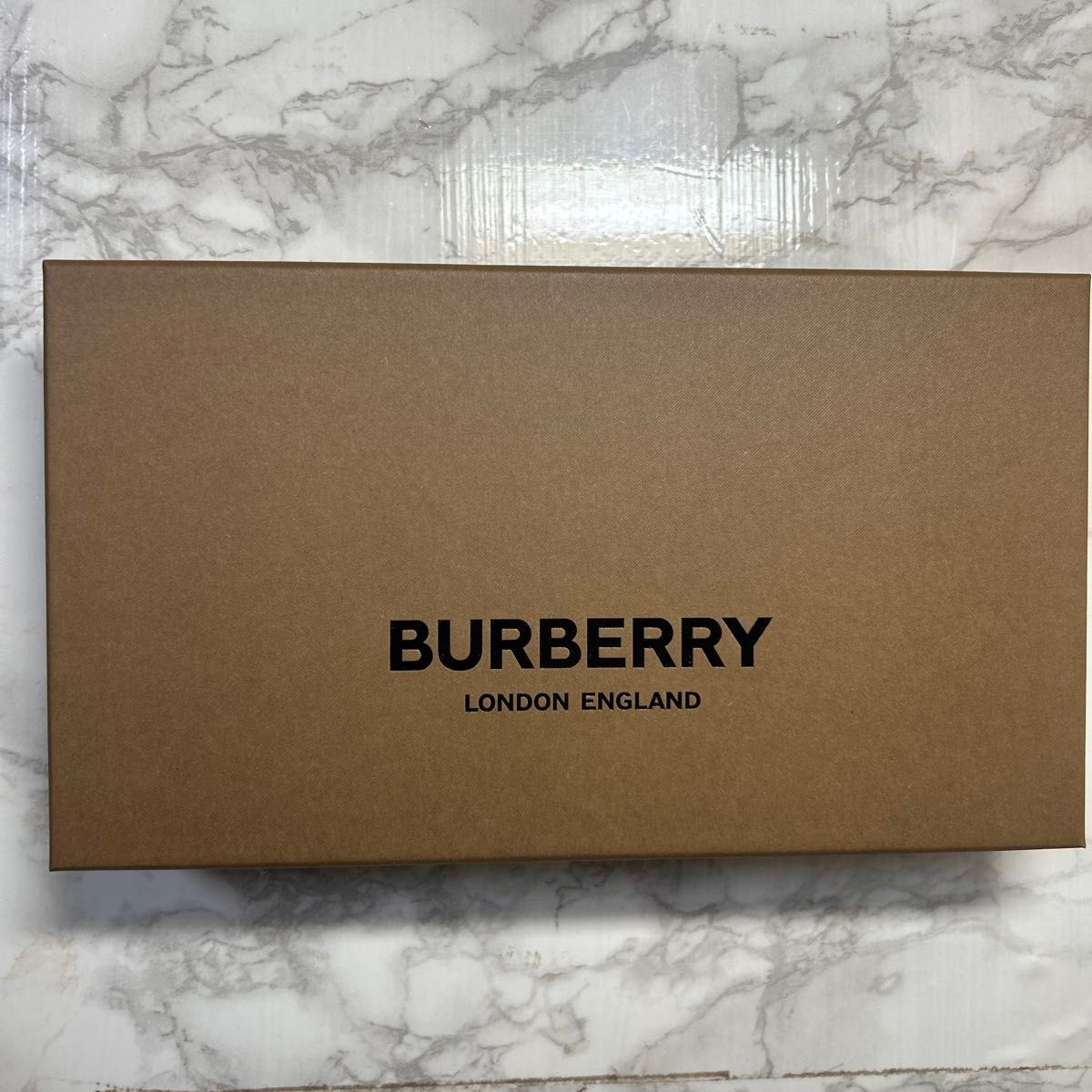 Burberry 空き箱