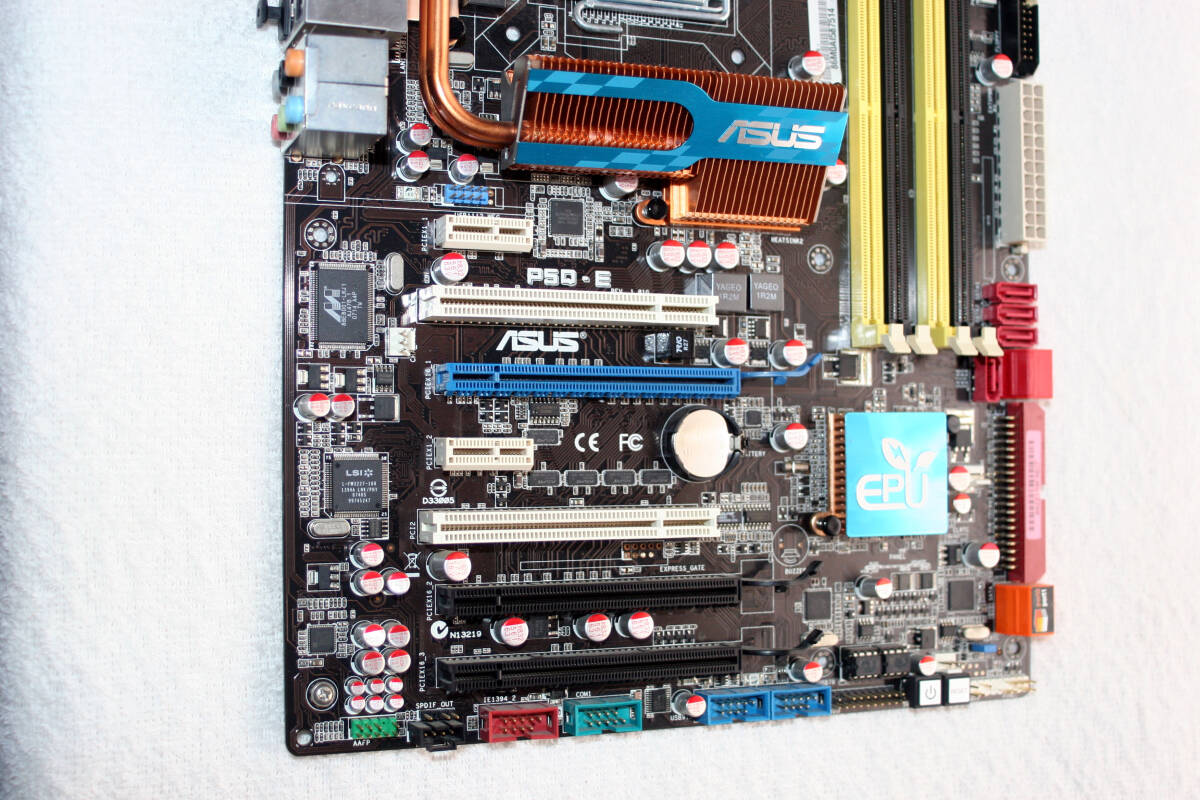 ■　　 ＡＳＵＳ　　 Ｐ５Ｑ－Ｅ 　　　ＬＧＡ７７５　　 対応 　マザーボード　　　　 出品時 　ＢＩＯＳ まで確認 　　　　★ おまけ多数_画像4