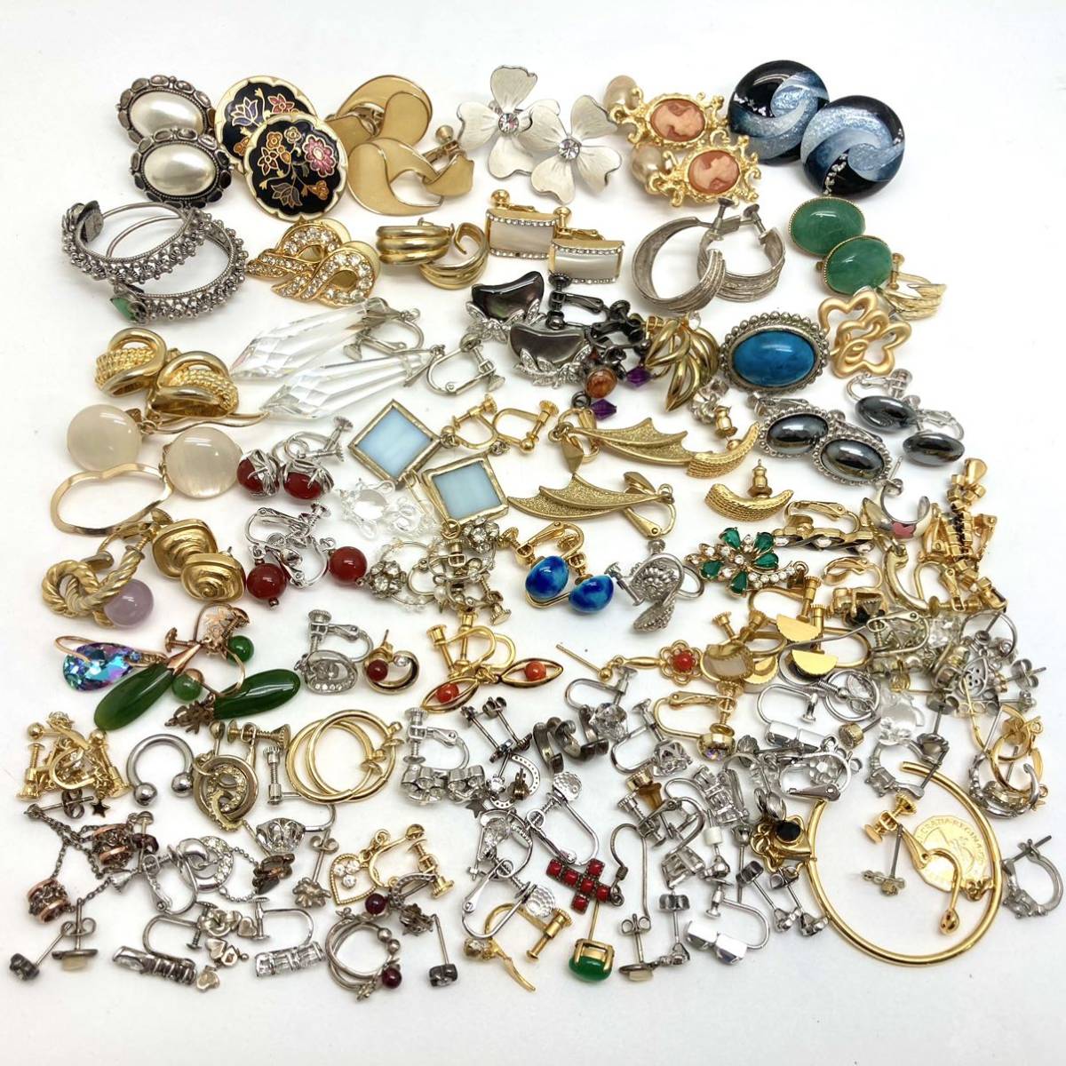 「イヤリングピアスおまとめ」m約355g OLD オールド vintage ビンテージ カラーストーン monet ピアス Pierce earringイヤリングCE0_画像2