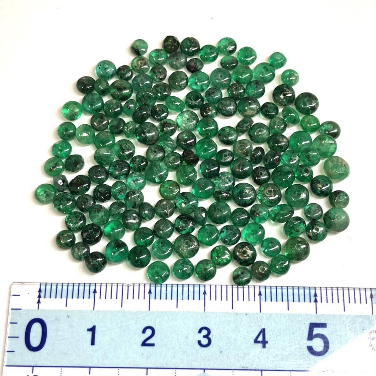 ［エメラルドアクセサリーパーツおまとめ］m 重量約10.0g 約3.5~5.0mm ルース 裸石 宝石 ジュエリー emerald 丸 両穴 necklace CE0_画像7