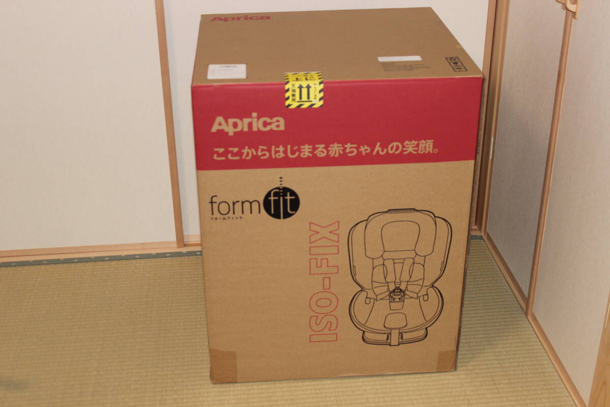 ISO-FIX チャイルドシート アップリカ フォームフィットAC BK 美品 Aprica form-fit 体重9kg(1歳頃)～36kg(11歳頃)の画像10