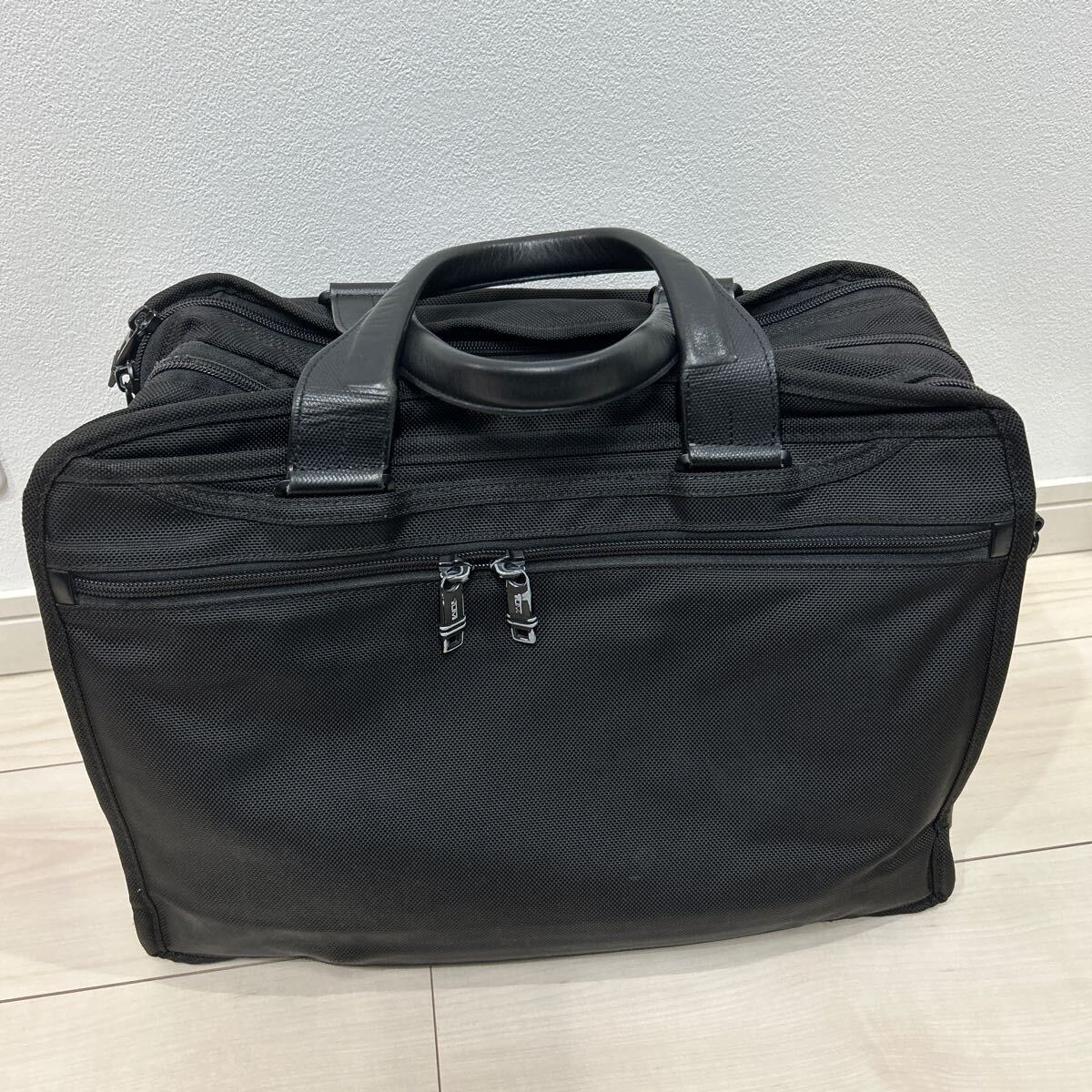 TUMI ALPHA2 D2 Ballistic Business Expandable Organizer Computer エクスパンダブル オーガナイザー ビジネスバッグ ブリーフケース_画像3