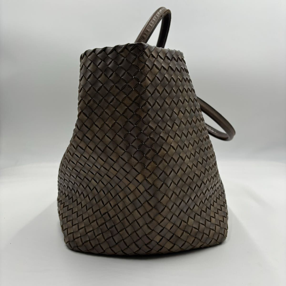 1円【世界100個限定】BOTTEGA VENETA ボッテガヴェネタ カバ ポーチ付 イントレチャート トートバッグ ビジネスバッグ ラージ 肩掛けの画像5