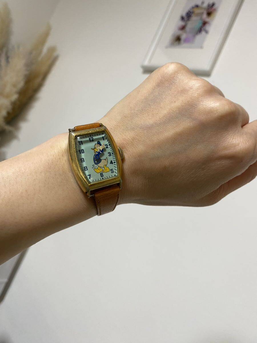 腕時計 手巻き アンティーク ディズニー ドナルドダック US TIME 1949's トノー型_画像5