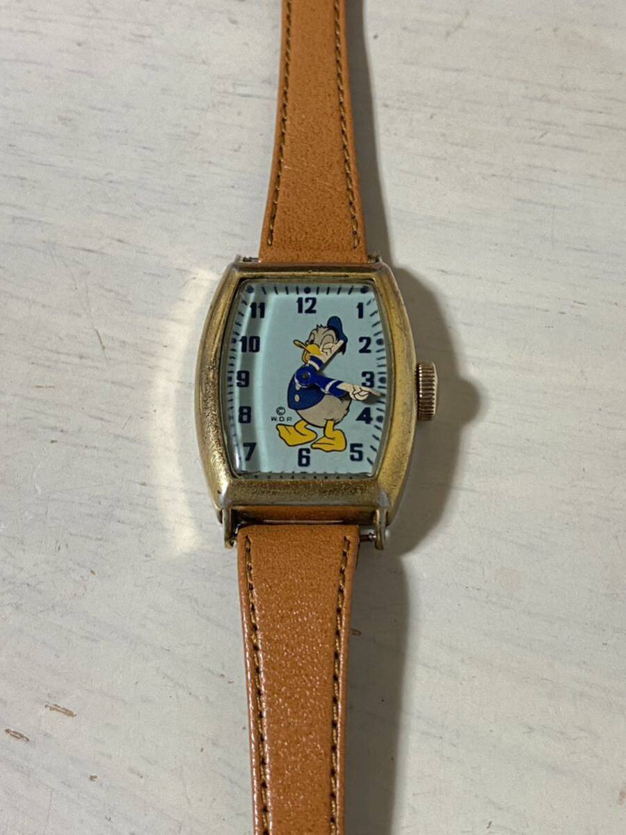 腕時計 手巻き アンティーク ディズニー ドナルドダック US TIME 1949's トノー型_画像3