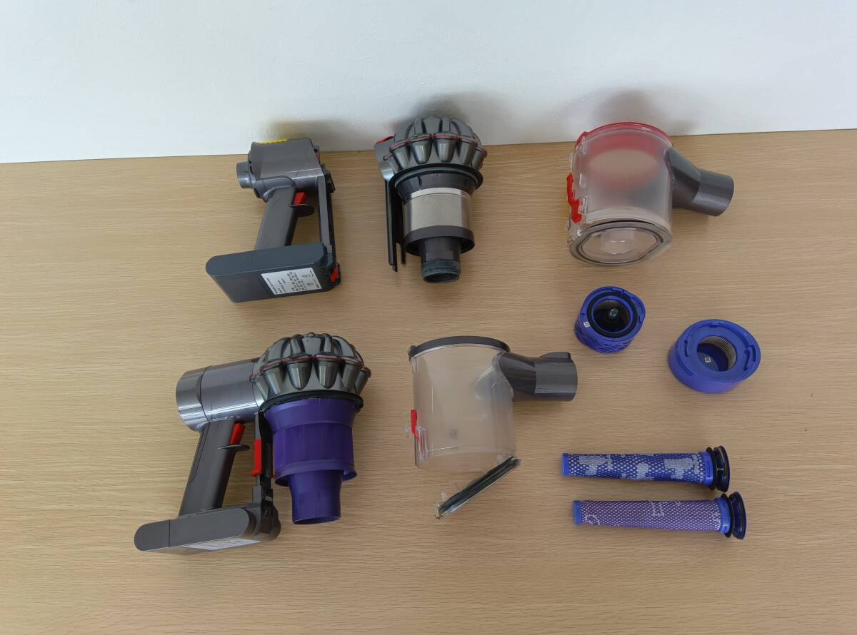 ☆【EM166】Dyson　ダイソン　HH08　SV10　2台セット　コードレスクリーナー掃除機　ジャンク品_画像6