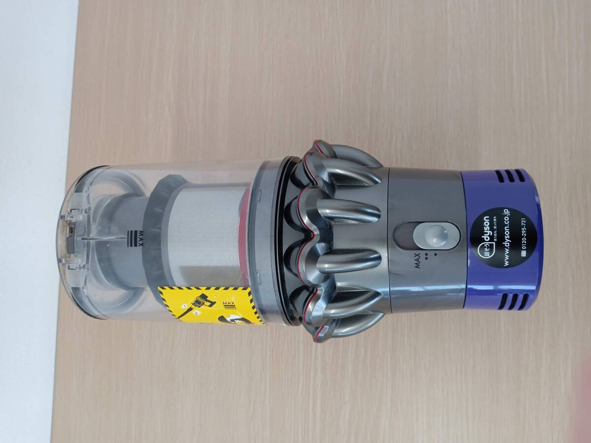 ☆【EM355】dyson　ダイソン　SV12　コードレスクリーナー　掃除機　通電確認済_画像3