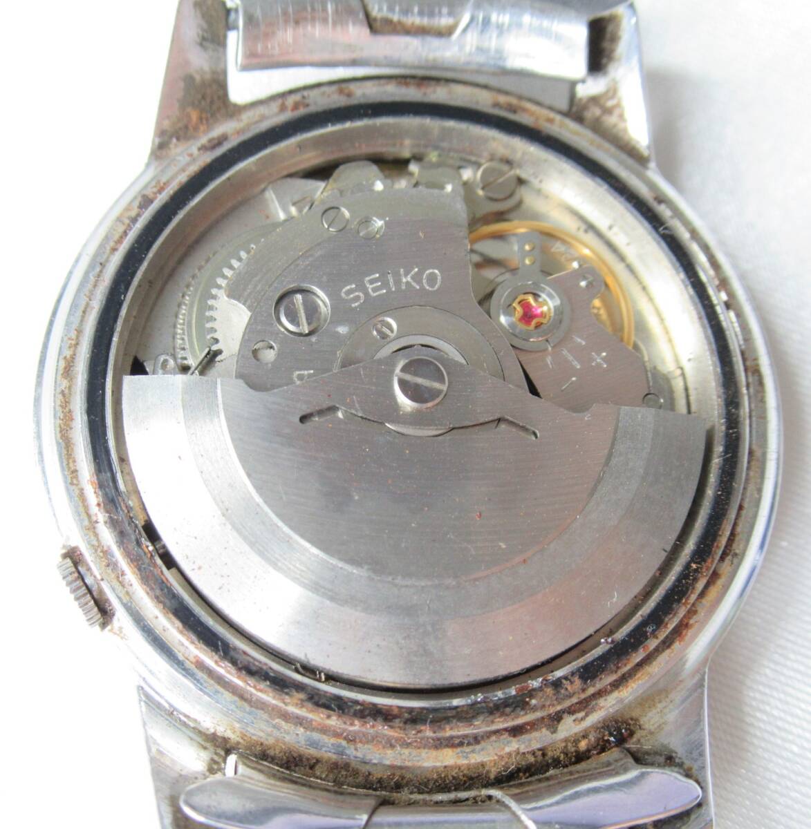 【動作品】SEIKO / セイコー　Sportsmatic Calendar 820　7625-8961　17石　スポーツマチック　カレンダー　自動巻き　メンズ腕時計_画像8