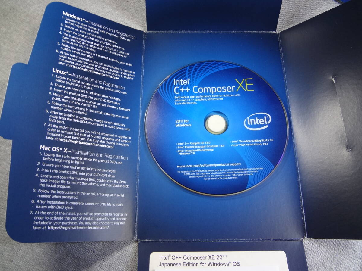 Intel　parallel　studio　XE　2011　for　windows 正規品　中古_画像2