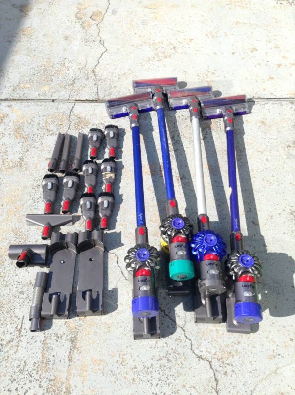 U902●dyson ダイソン V7 V8 コードレスクリーナー 4台 掃除機 まとめ SV11 SV10 パーツ 112232-12 112232-04 215681 等 【同梱不可】