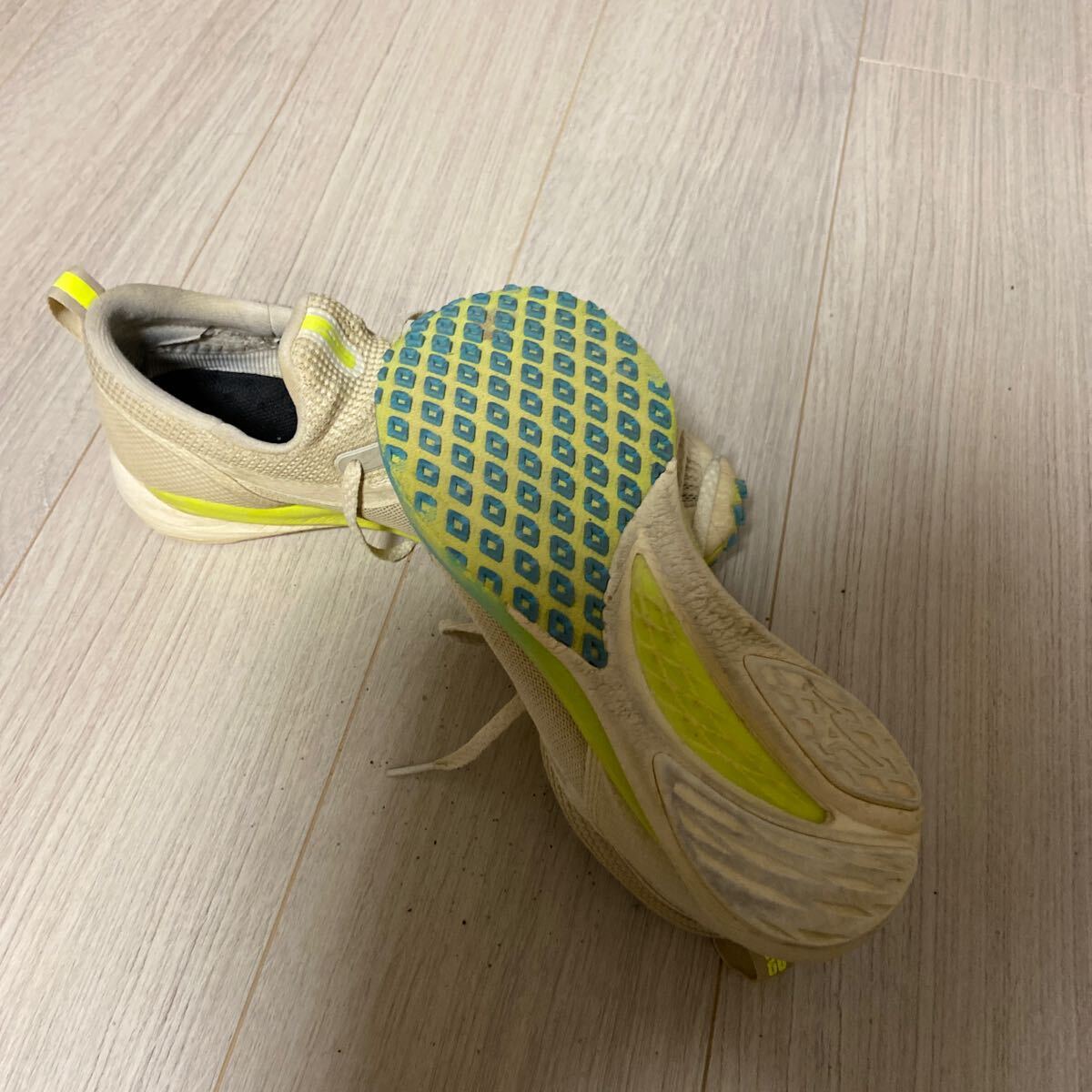  Mizuno running shoes 