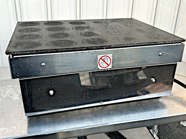 アラハタフードマシン 電気式一文字火床 3相200V 銅板 どら焼き・ホットケーキの画像3