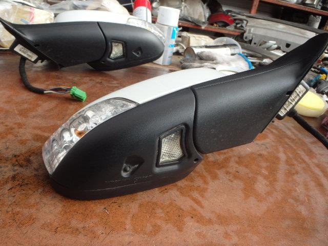  Volvo 70 series CBA-SB5244W door mirror right side mirror right V70 Classic B5244 31217539 219250