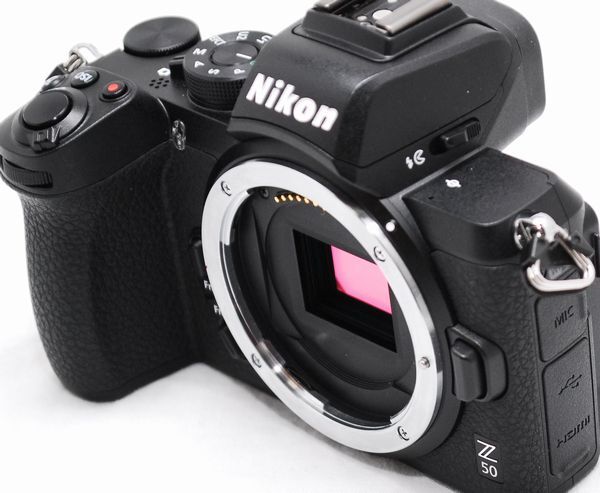 【新品同様の超美品 587ショット・メーカー保証書 付属品完備】Nikon ニコン Z50の画像5