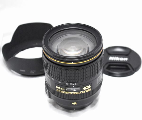 【美品・純正フード付き】Nikon ニコン AF-S NIKKOR 24-120mm f/4 G ED VR　訳あり_画像3