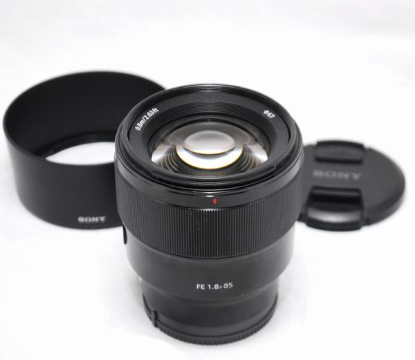 【美品・純正フード付き】SONY ソニー FE 85mm F1.8 SEL85F18_画像1