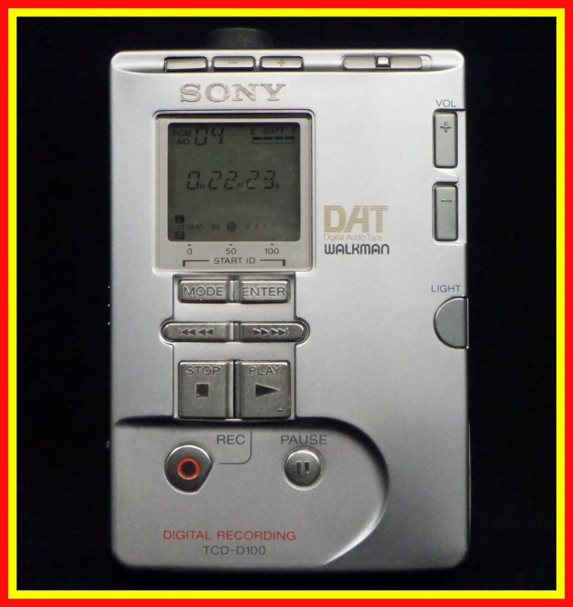 李9507 中古 SONY ソニー DAT WALKMAN TCD-D100 ディジタル オーディ オテープ_画像1