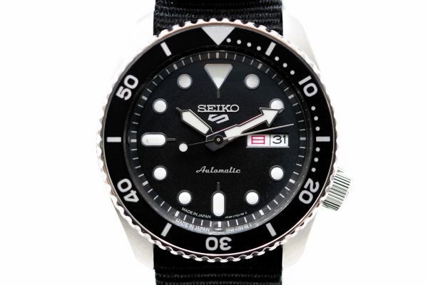 407 SEIKO 5 SPORTS 24JEWELS  SBSA021 4R36-07G0  極美品 セイコー ファイブ スポーツ 24石 機械式 自動巻き メンズ 腕時計の画像2