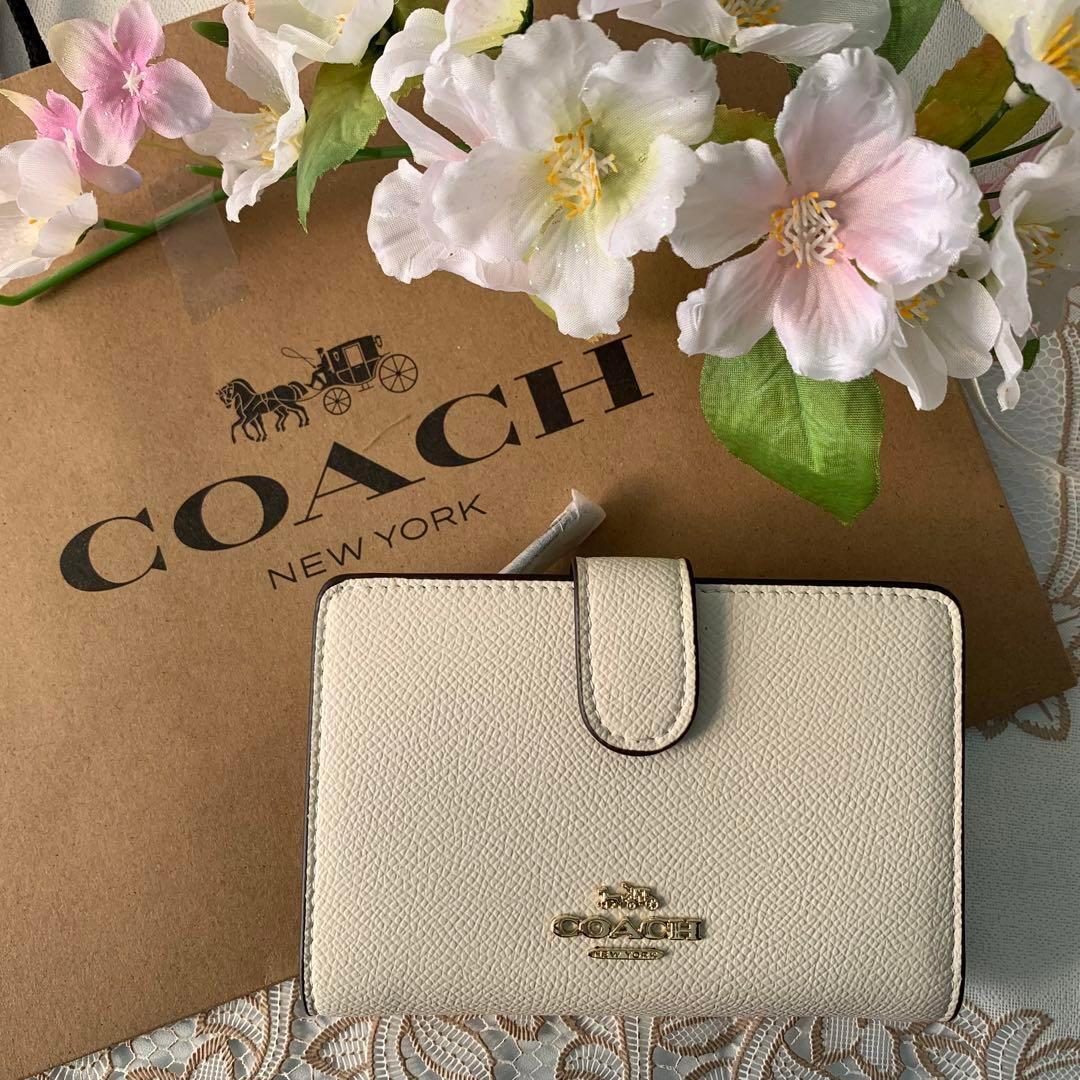 COACH シンプル ホワイト 二つ折り