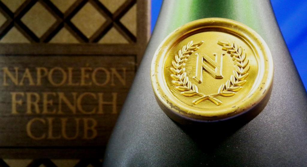 １円～ 古酒 FRENCH CLUB NAPOLEON BRANDY 未開栓 ブランデー 特級 ナポレオン 700ml 40度  手渡しは送料無料です。の画像6