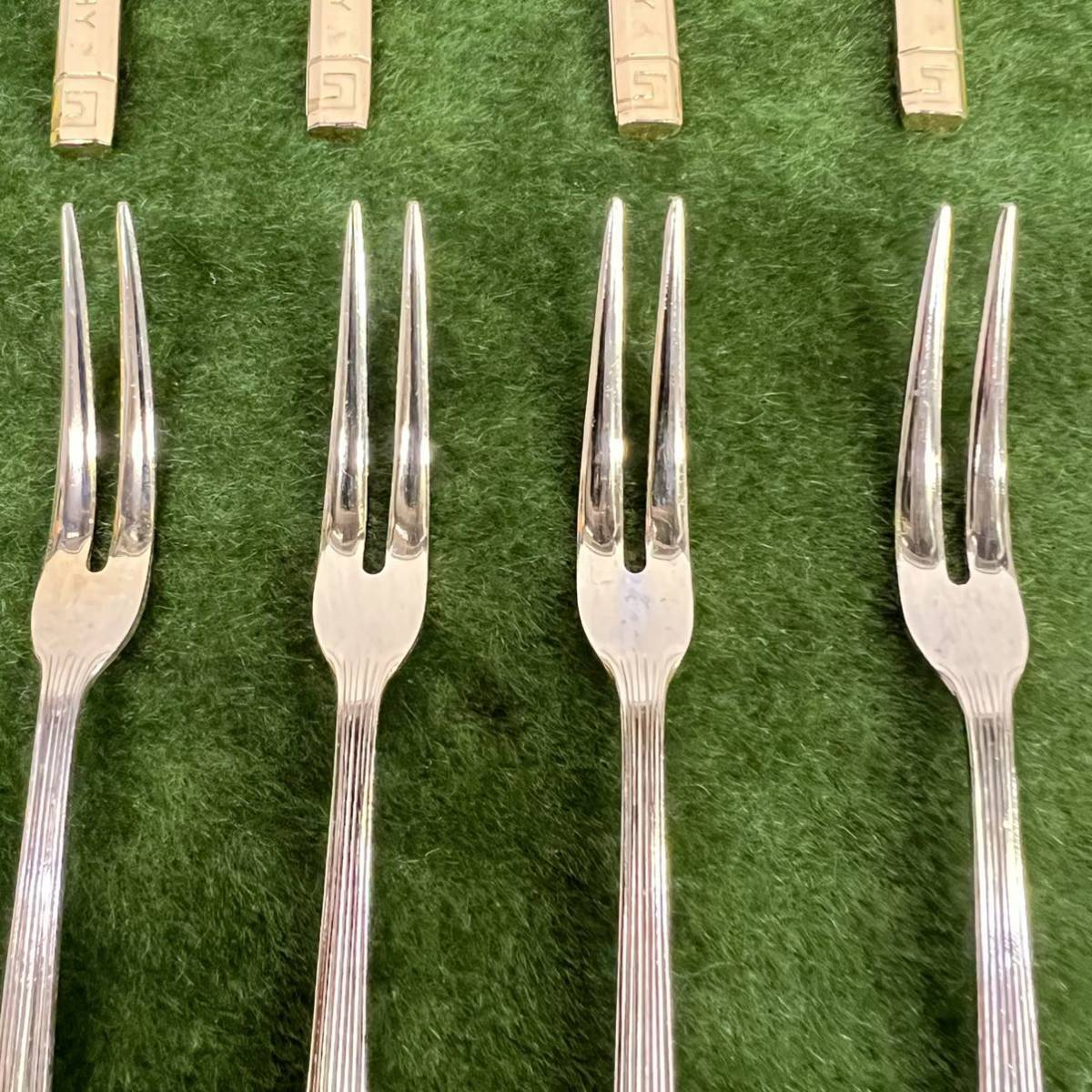 **kalato Lee / stainless steel spoon Fork set /GIVENCHY/ Givenchy spoon / Gold each 5 customer ..**