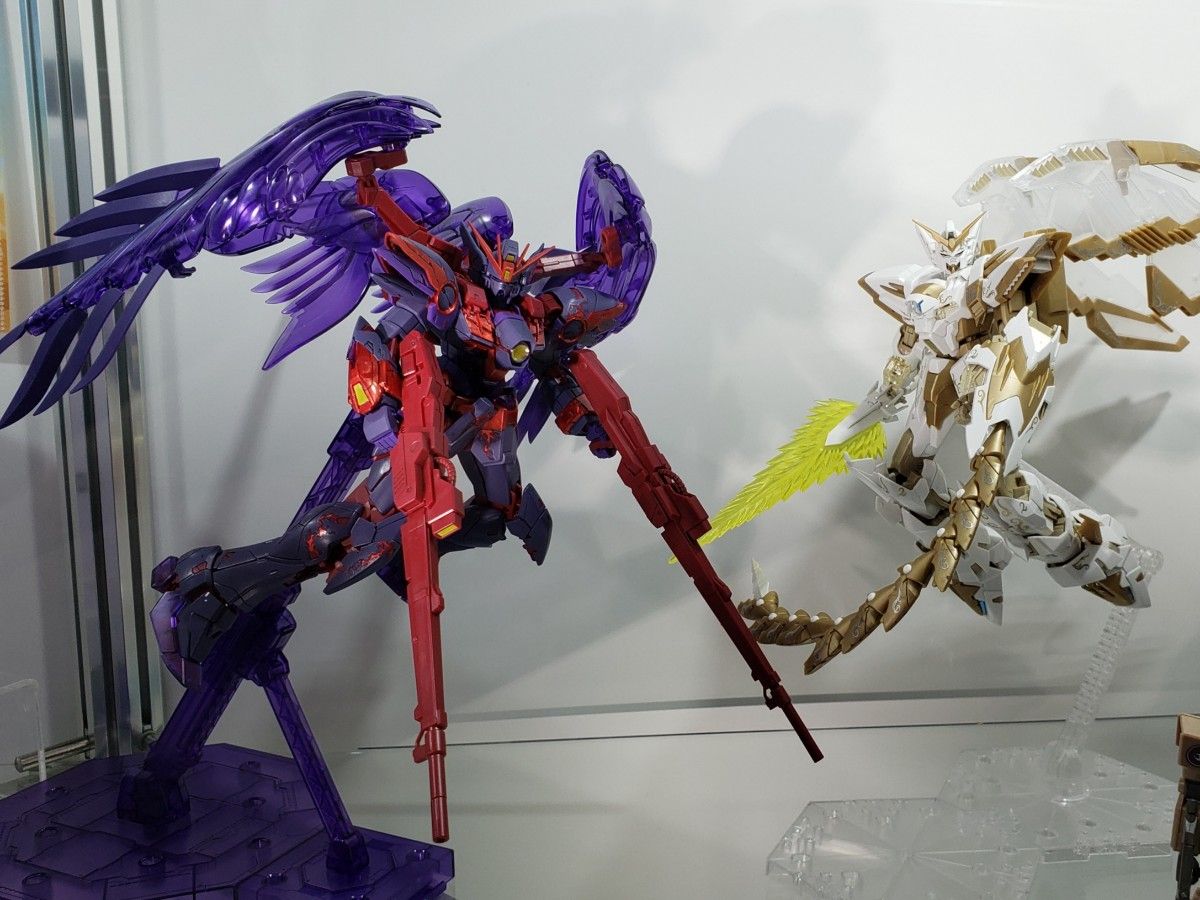 ウイングガンダムゼロEW ガンダムエピオンEW クロスコントラスト ウイングガンダムゼロEW ガンダムエピオンEW クロスコントラスト