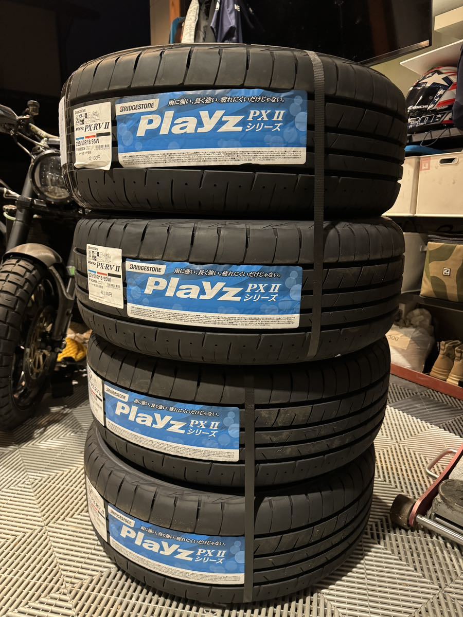 ブリヂストン　playz PX-RV2 225/50R18 新品４本セット_画像1