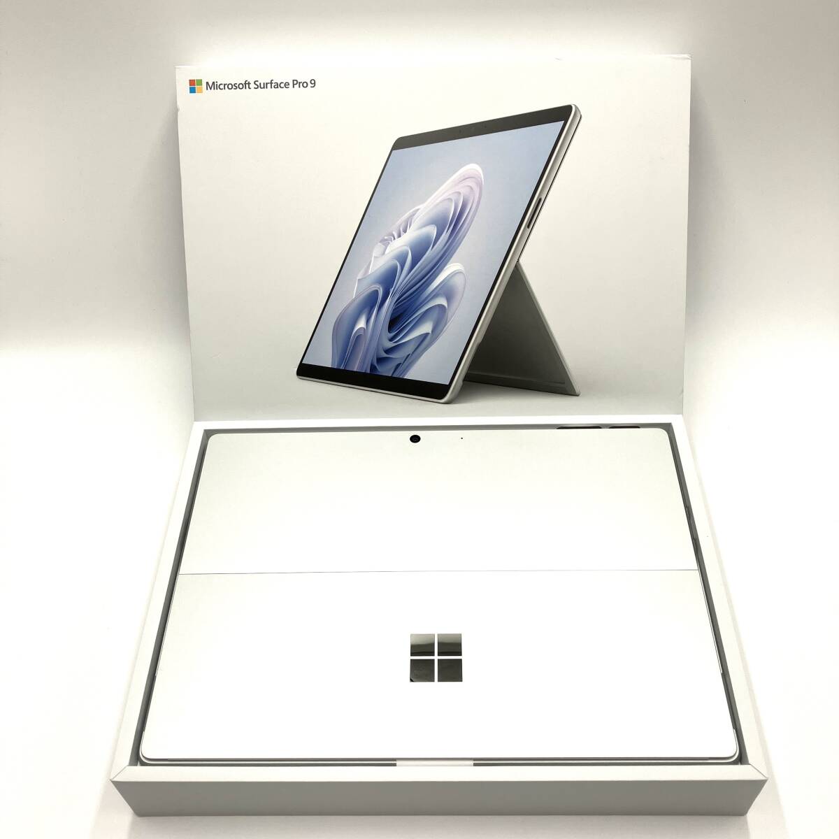 マイクロソフト Surface Pro 9 / Office H&B 2021 搭載 / 13インチ /Intel 第12世代 Core-i7 /16GB/256GB / プラチナ QIL-00011_画像1