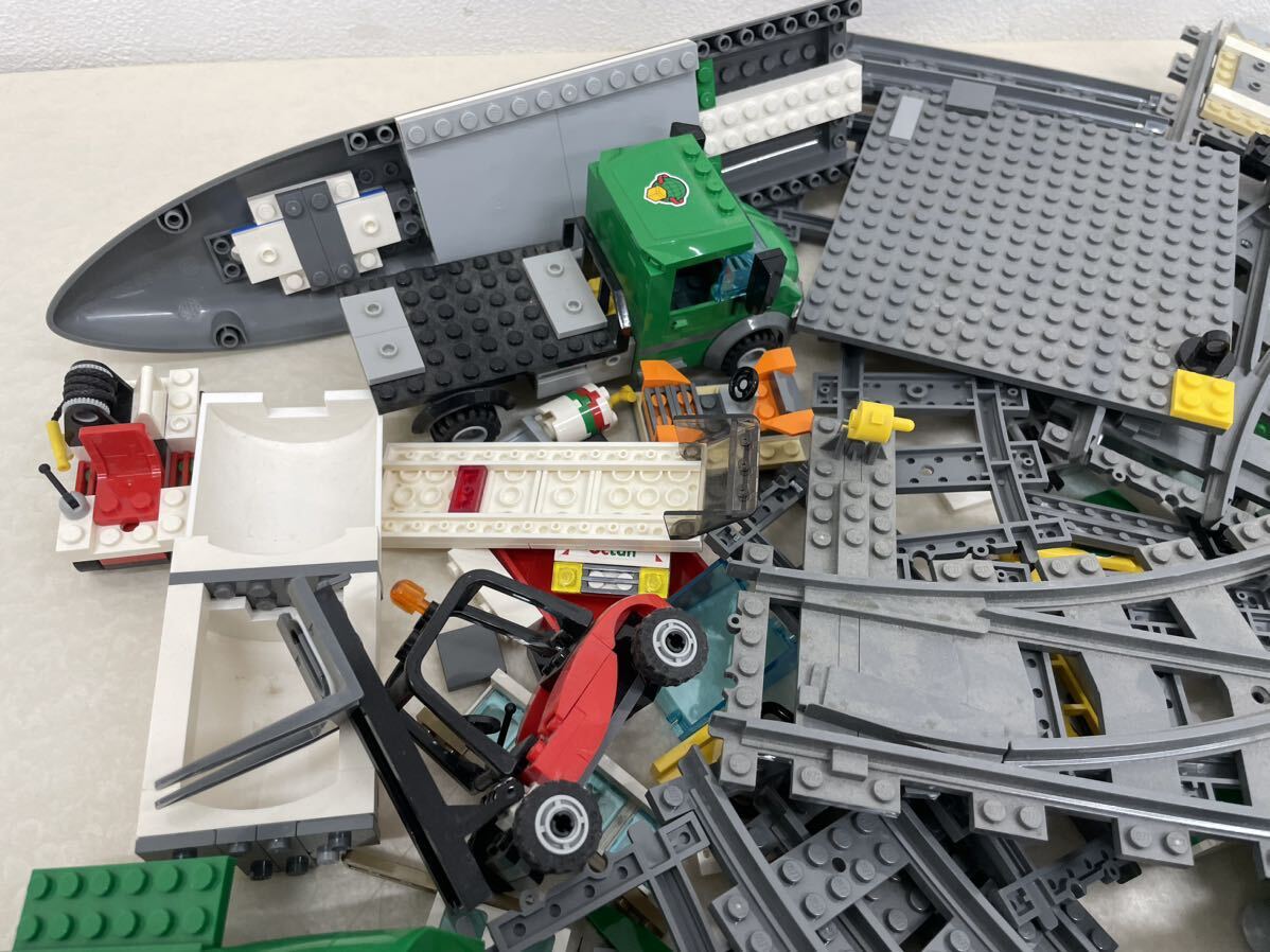 LEGO レゴ ブロック パーツ ミニフィグ 様々 大量 まとめ売り 約4kg CITY/TECHNIC 42037/60022/60052/60102/他 おもちゃ ジャンク 現状品_画像2