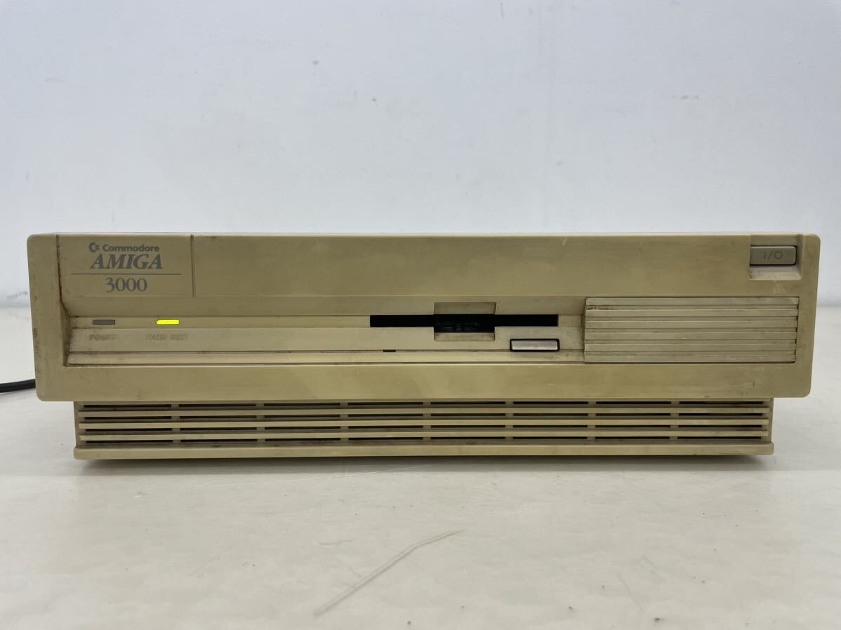 Commodore AMIGA 3000 本体（MODEL：A3000）ジャンク パーツ取りにどうぞ コモドール アミガ アミーガ 希少品 通電OK_画像1