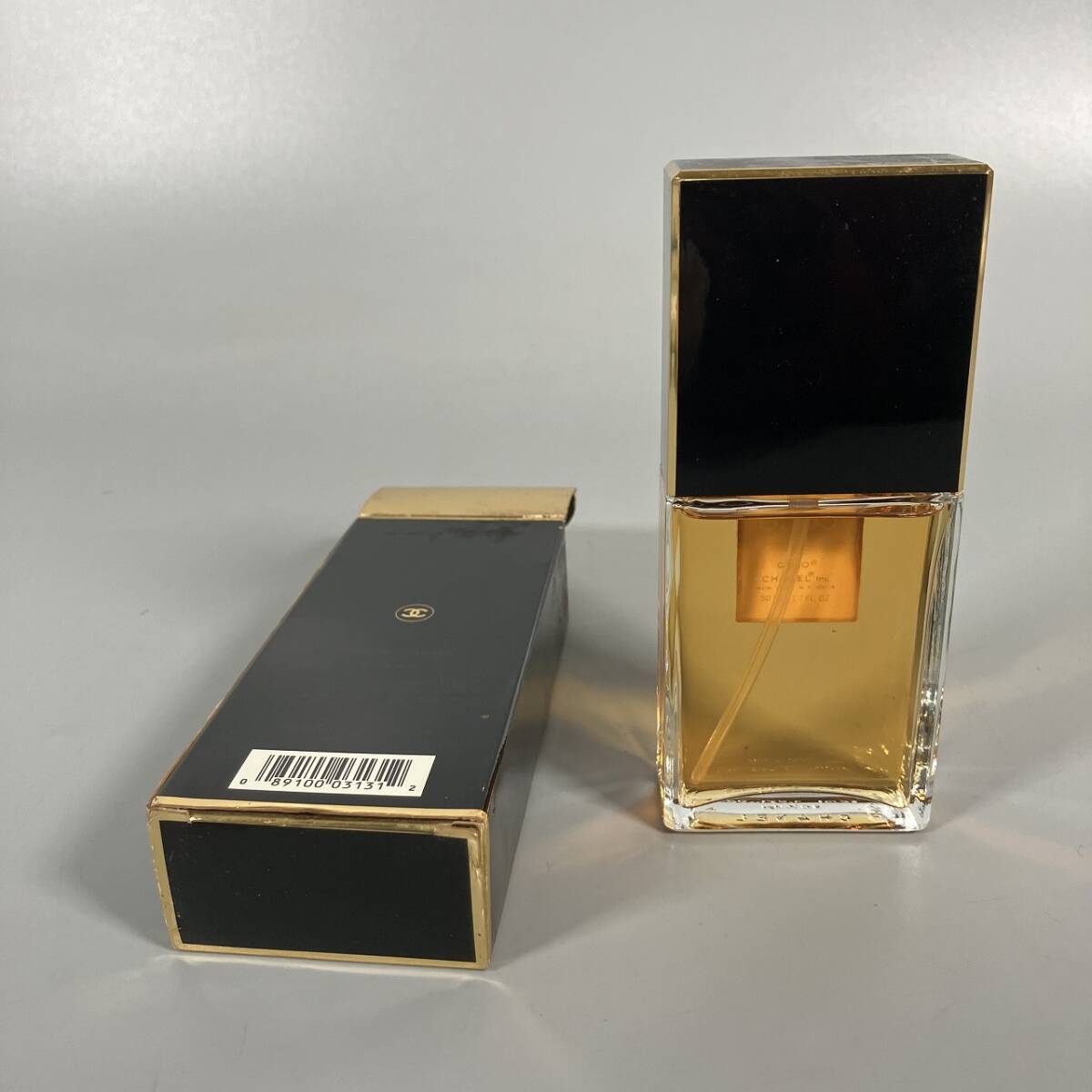 B3-063　COCO CHANEL EAU DE TOILETTE 50ml 香水 ココ シャネル 箱有り 中古品 長期保管品_画像2