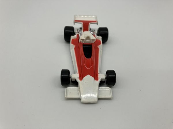 B1-022 当時物 レトロ トミカ 外国車シリーズ トミー TOMICA ミニカー 保管品 日本製 F39 マクラーレン M26 フォード マルボロ_画像4