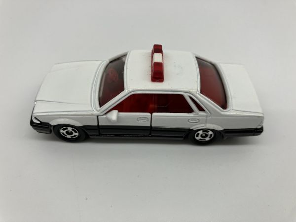 B1-156 日本製 ミニカー TOMY TOMICA 保管品 NO.58 ニッサン セドリック パトロールカーNISSAN cedric patrol car パトカー_画像2