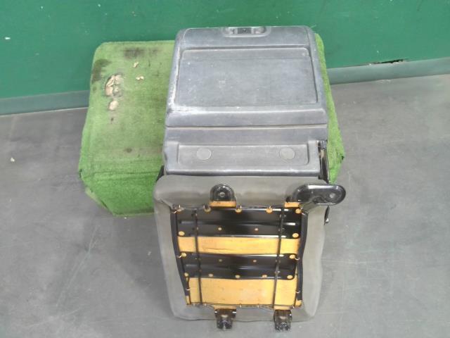  б/у Forward KK-FRR35G4S центральный сиденье 6HL1 MZZ6W задняя сторона ;1-75208-245-3