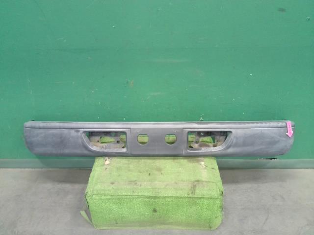  used Atlas KR-AHR69N F bumper ASSY 4JG2 8-97582-422-0