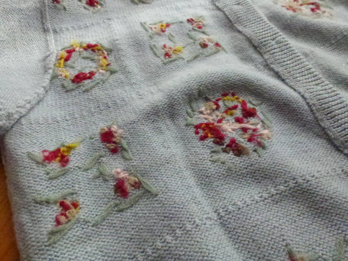 昭和レトロ / かわいい花柄刺繍 カーディガン / Mサイズ　日本製_裏側