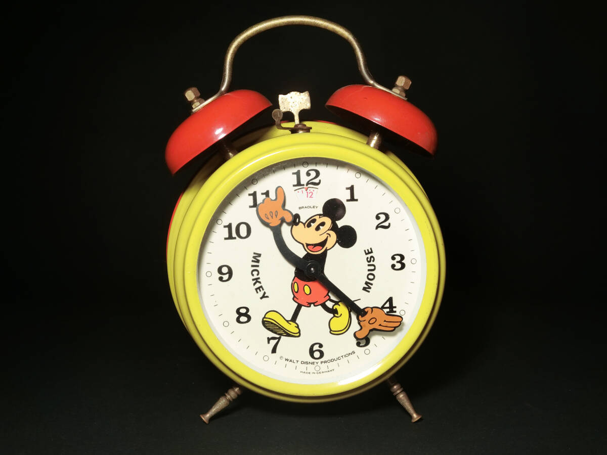 1960年代BRADLEY社ドイツ製ビンテージ目覚まし時計『パイカット ミッキーマウス MICKEY MOUSE』ディズニー /ディスプレイ/古着屋の画像2