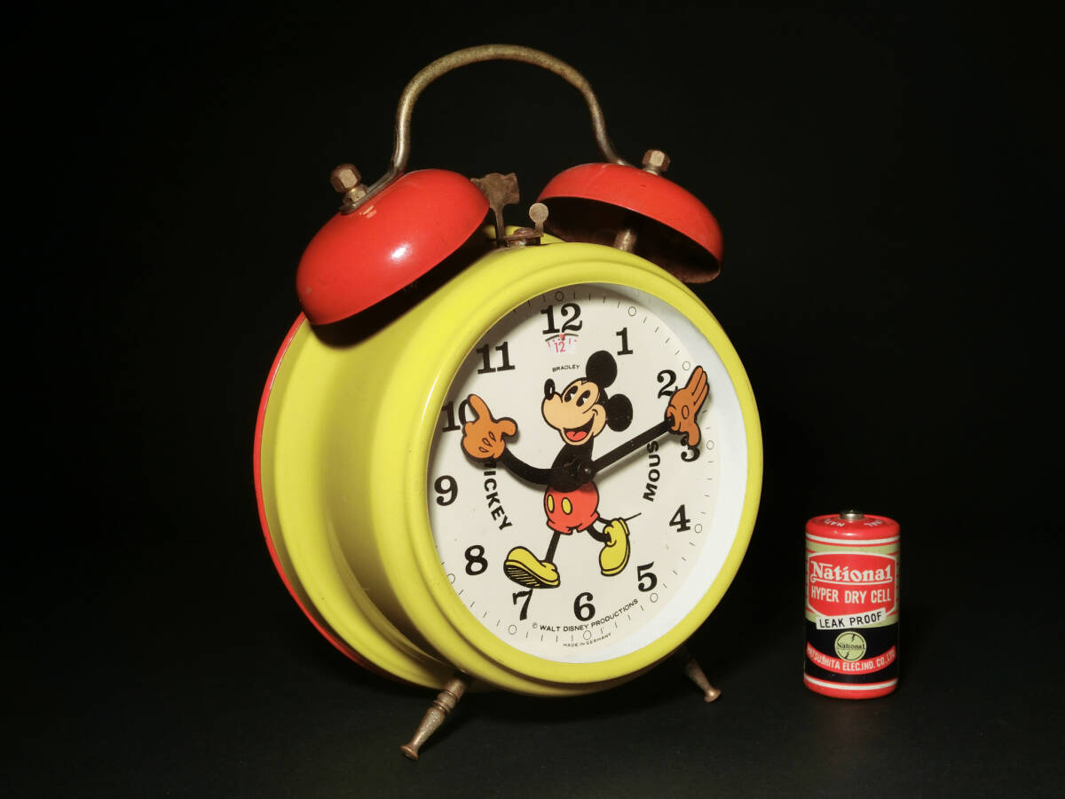 1960年代BRADLEY社ドイツ製ビンテージ目覚まし時計『パイカット ミッキーマウス MICKEY MOUSE』ディズニー /ディスプレイ/古着屋の画像1