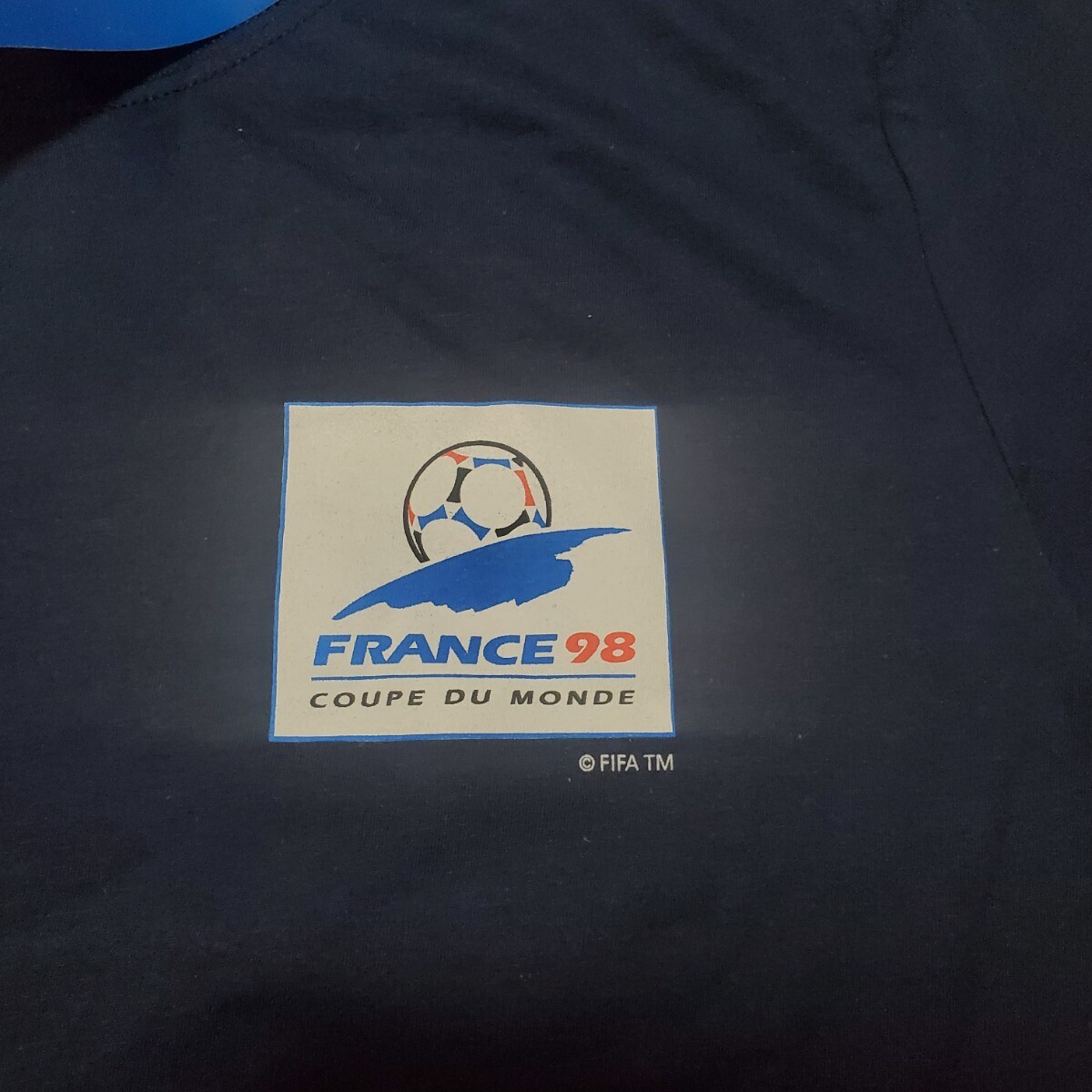 新品未使用 FIFA Tシャツ 半袖 1998ワールドカップ記念Tシャツ 2024オリンピック オフィシャル フランス FIFA Lの画像3