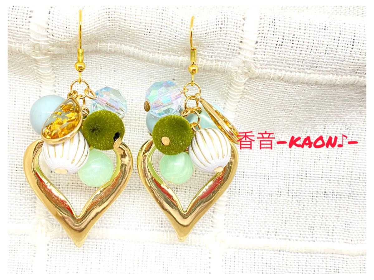 ハンドメイド　ピアス/イヤリング/チャーム　306