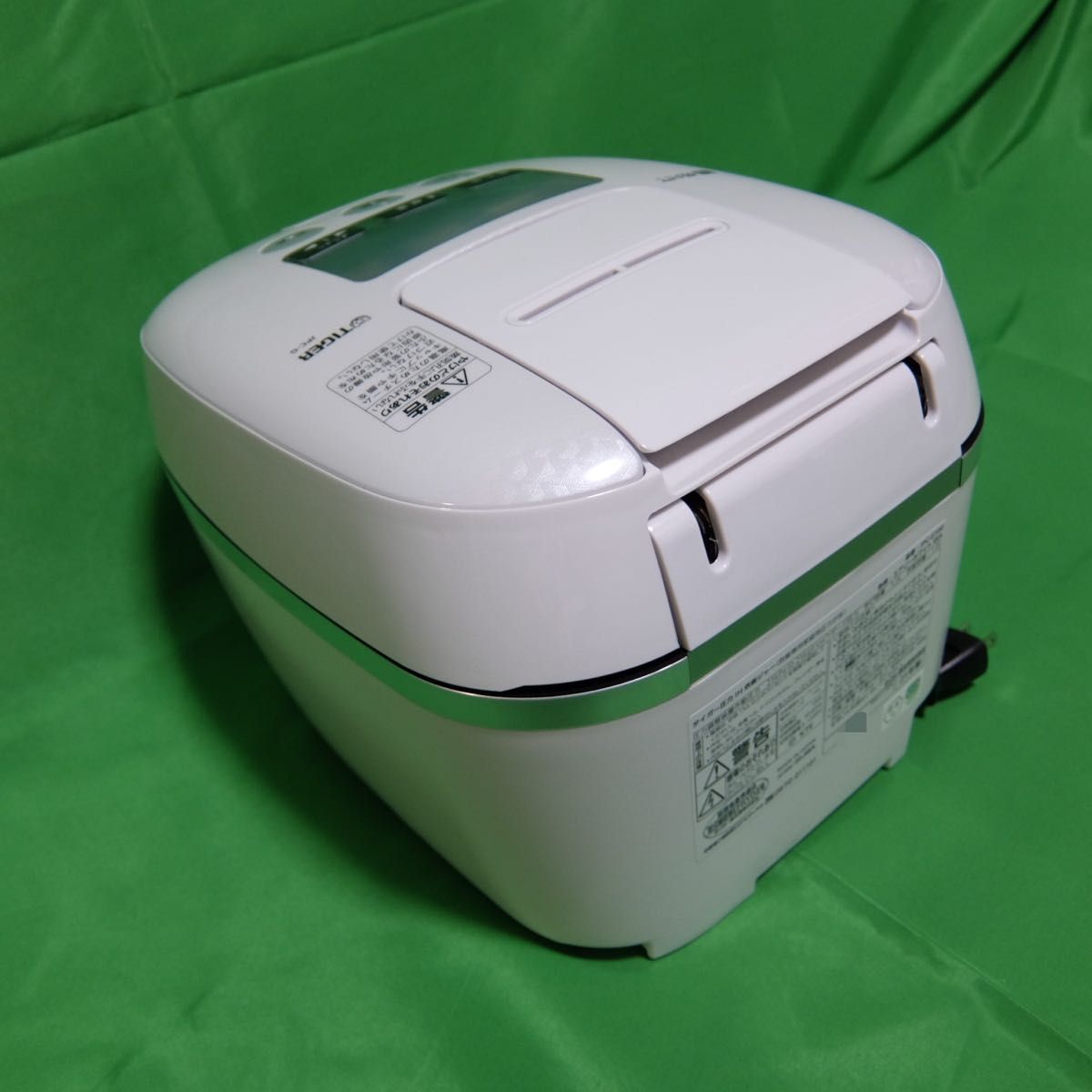 タイガー 圧力IH ジャー炊飯器 5.5合炊き JPC-G100