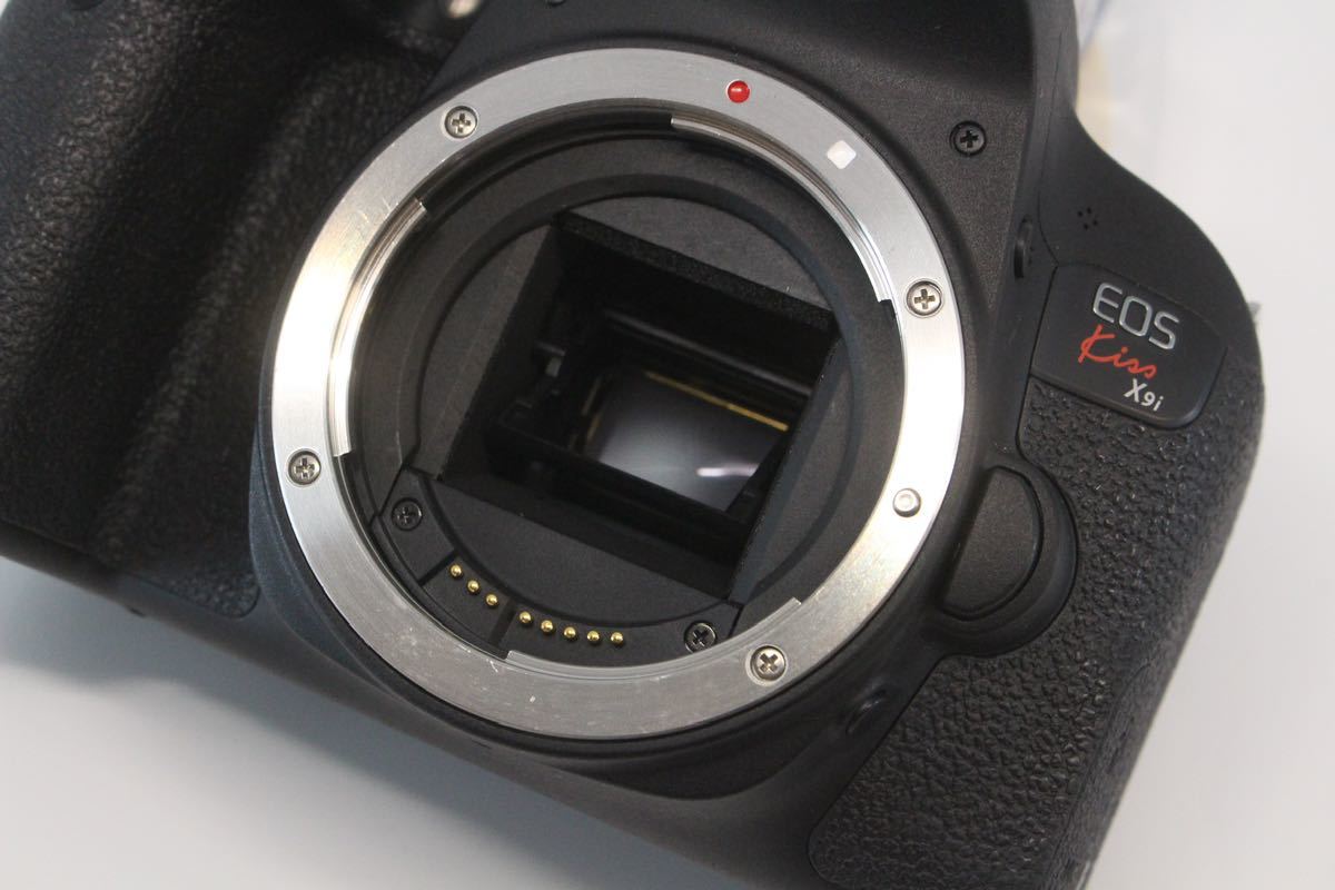 1円スタート Canon キヤノン EOS KISS X9i ダブルズームレンズキット 電源ON、AF動作のみ確認_画像4