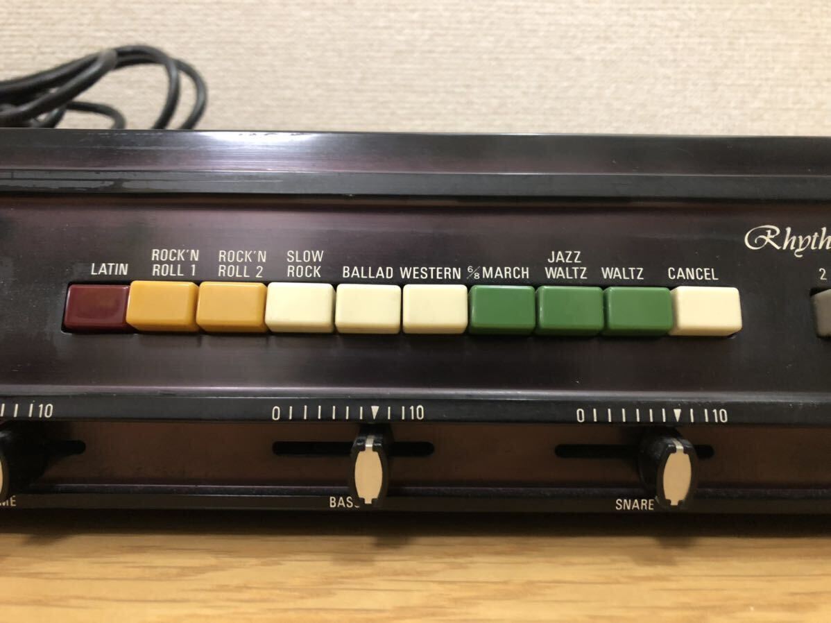 [ used ]Roland Rhythm 77 TR-77 Vintage Analog Rhythm Machine analogue rhythm machine 
