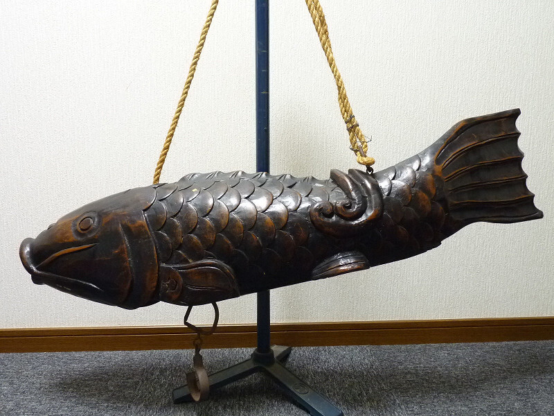 《ＢＴ》特大 時代木彫鯉形自在鉤 全長９０ｃｍ 重量６．７ｋｇ 古民具 囲炉裏道具_画像4
