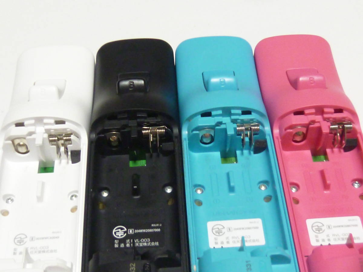 R014【送料無料 即日発送 動作確認済】Wii リモコン 4個セット 任天堂 純正 RVL-003 ピンク ブルー　ブラック コントローラ コントローラー