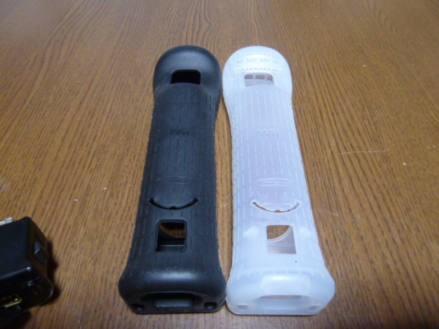 M019【送料無料 動作確認済】Wii モーションプラス　ジャケット　2個　セット（分解　クリーニング済）白　黒　NINTENDO　任天堂 純正 