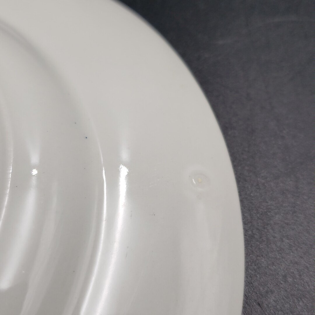WEDGWOOD ウェッジウッド　ピーターラビット 皿　プレート 旧刻印 直径約17cm 洋食器　絵皿 デザート皿 ケーキ皿 イギリス製　【60n284】_汚れ、キズがあります。