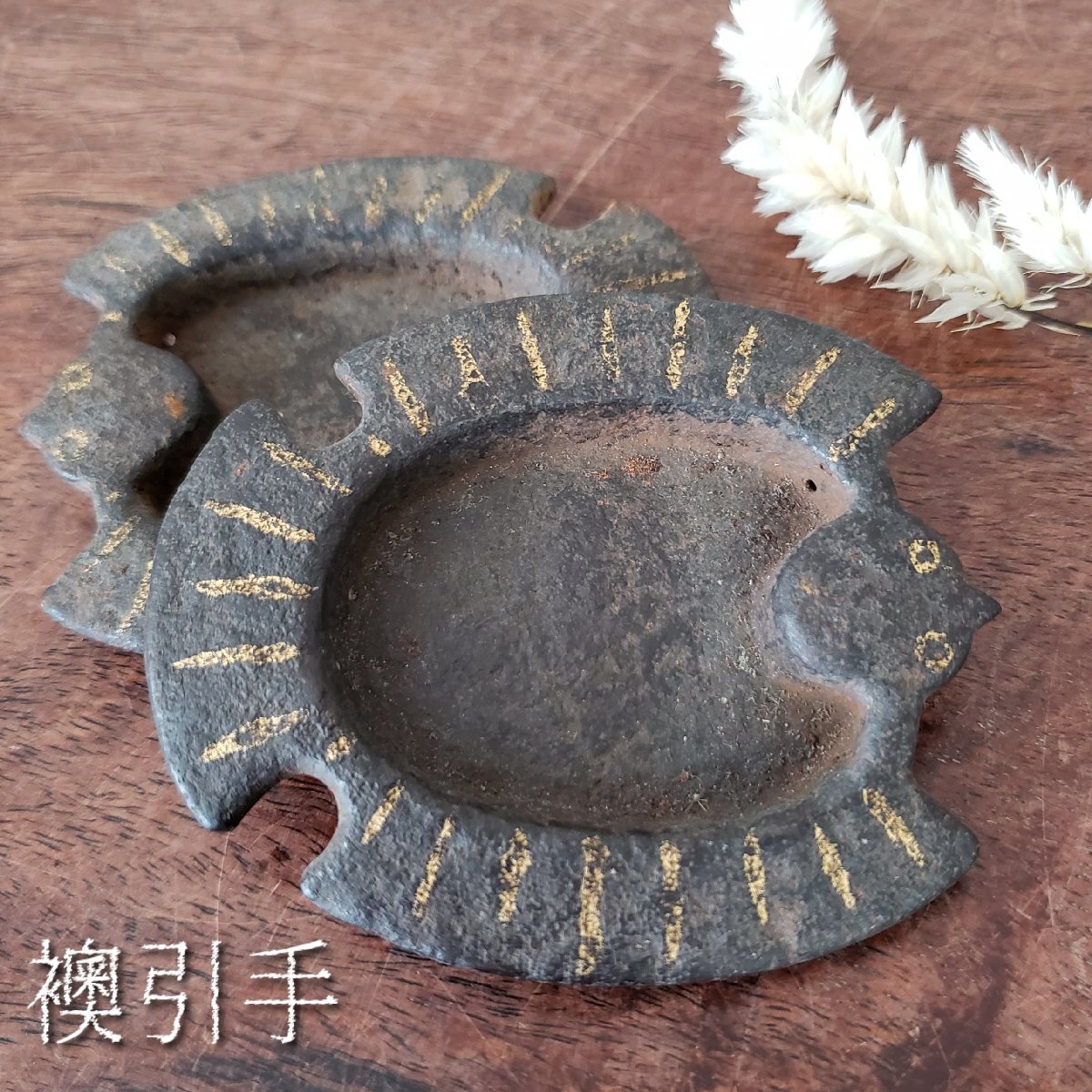 古い襖引手 一対 千鳥 鉄製 金物 和金物 時代建具 古民家再生 日本家屋 旧家 アンティーク建具 金属工芸 骨董 古物 和室 茶室【ラt3416】_画像1